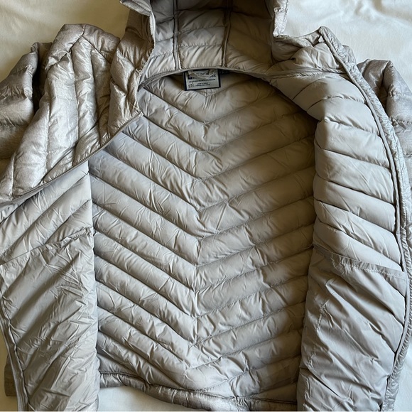 Mountain Wearhouse Puffer Coat - Picture 4 of 6